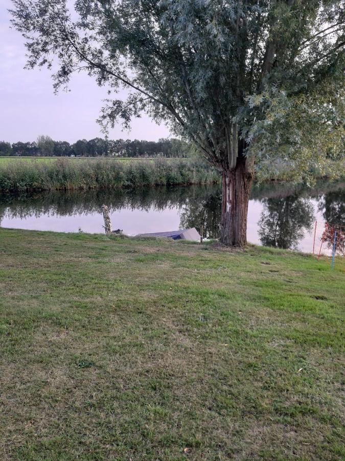 Amazing Home In Vlagtwedde, 3 Bedrooms, Recently Renovated For Recreational Purposes Only Eksteriør bilde